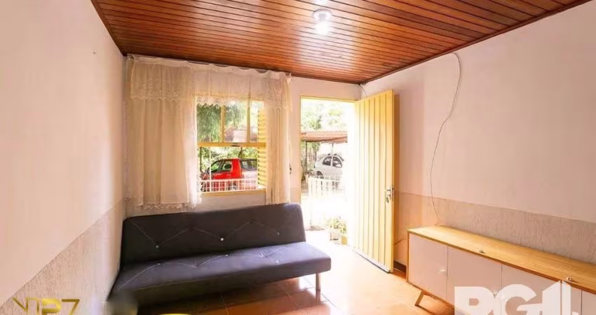 Casa em condominio 2 dormitórios.