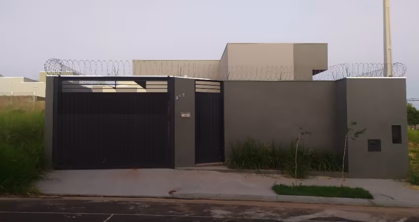 Linda casa residencial nova no bairro Set Valey 1,  próximo ao Supermercado da Villa do Bairro e na saída que vai para a BR 153.