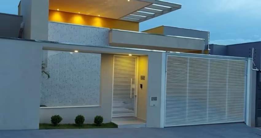 Linda casa residencial nova, no bairro Vila Madalena, com material diferenciadp, perto da Avenida Danilo Galeazzi, a 100 metros do Linhão, próximo ao Condomínio Amazonas e saída pra Talhados e BR153.