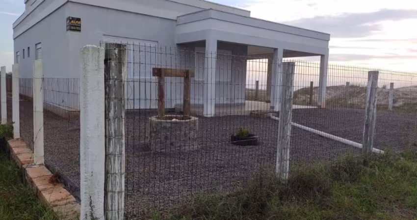 Casa com 2 quartos à venda na Salgado Filho, 41, Balneário Yara, Torres