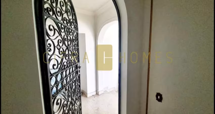 Apartamento à venda, luxuoso, 1 por andar, com 250 m², 4 dormitórios (sendo 2 suítes), 2 vagas de g