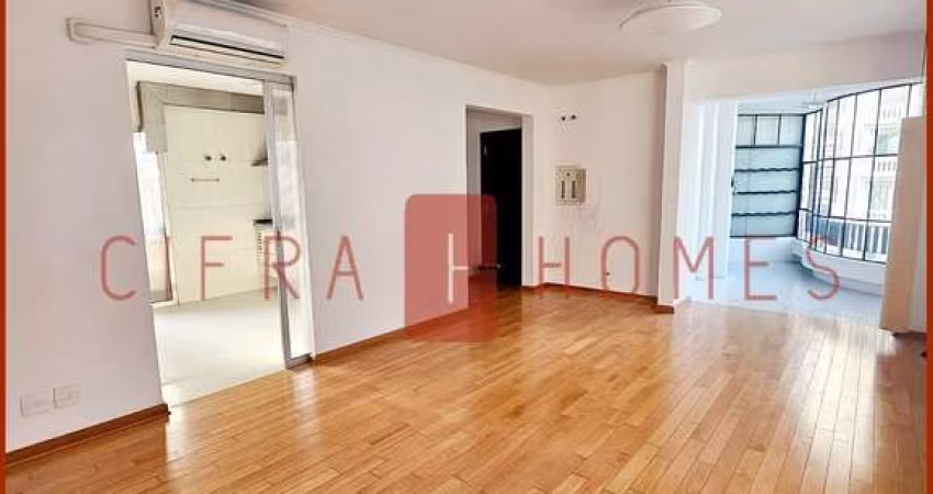 Apartamento à venda, amplo e com muito estilo, com 3 dormitórios (sendo 2 suítes), 1 vaga de garage
