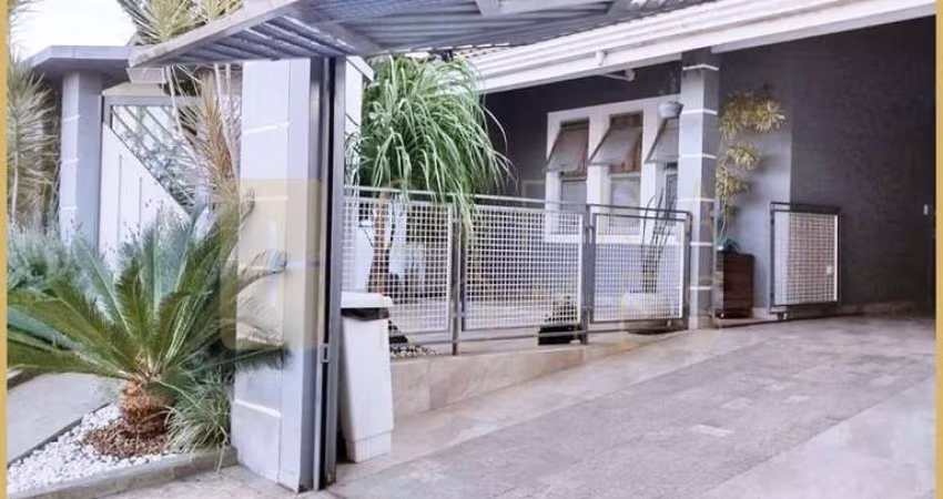 Linda casa a venda com 05 dormitórios, 04 banheiros e 04 vagas em Atibaia - SP