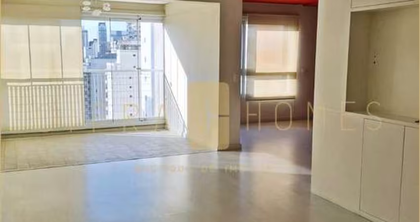 Duplex sofisticado para locação com 2 suítes, escritório e lazer completo no coração dos Jardins