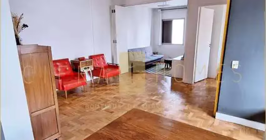 Apartamento reformado e mobiliado a venda, com 59m², 1 dormitório, sala de tv e lazer completo.