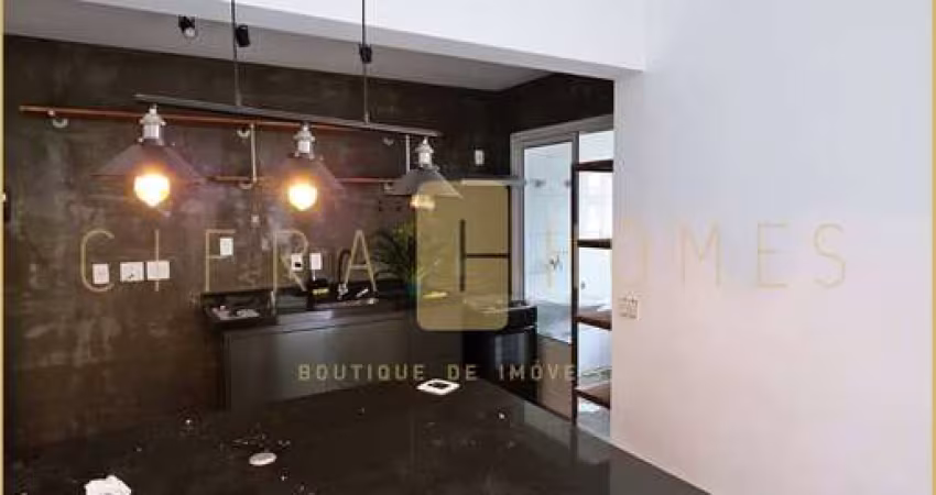 Apartamento com 3 suítes, varanda, 2 vagas e lazer completo em rua tranquila de Moema