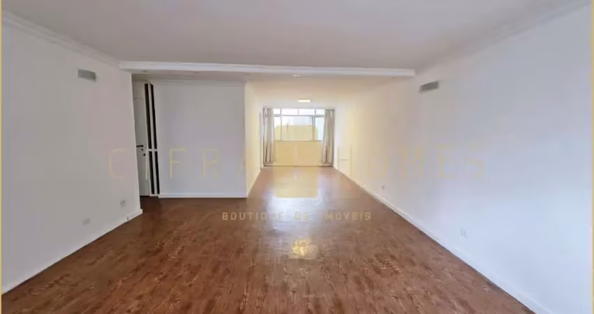 Apartamento de 163 m², 3 dorms, sendo 1 suíte, andar alto com 1 vaga em rua plana
