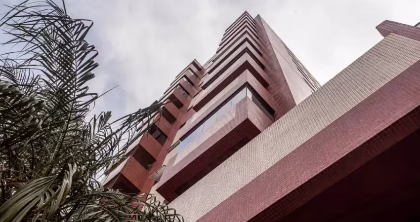 Apartamento com 3 quartos sendo 1 suíte, em andar alto e face oeste à venda em curitiba no bairro bacacheri.