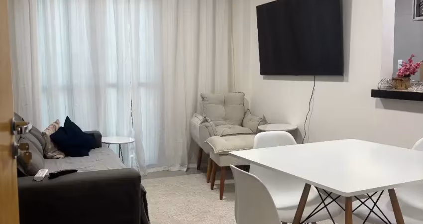 Aluguel de apto mobiliado fundos do shopping estacao
