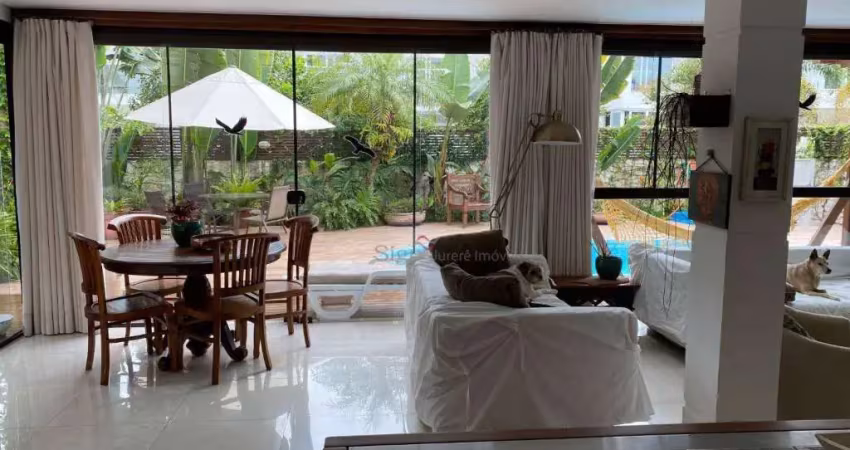Casa com 3 quartos à venda em  Jurerê Internacional - Florianópolis/SC