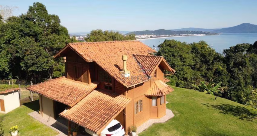 Terreno à Venda em Canajurê - Florianópolis/SC