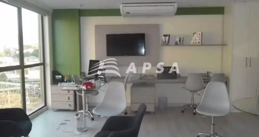 Sala comercial com 1 sala à venda na Avenida Pastor Martin Luther King Jr, Del Castilho, Rio de Janeiro