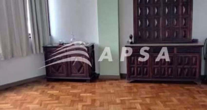 Apartamento com 3 quartos à venda na Rua Haddock Lobo, Estácio, Rio de Janeiro