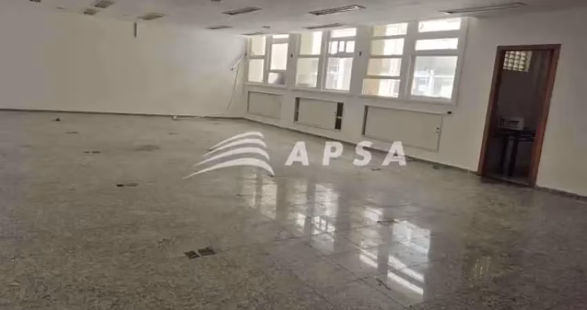 Sala comercial à venda na Rua Buenos Aires, Centro, Rio de Janeiro