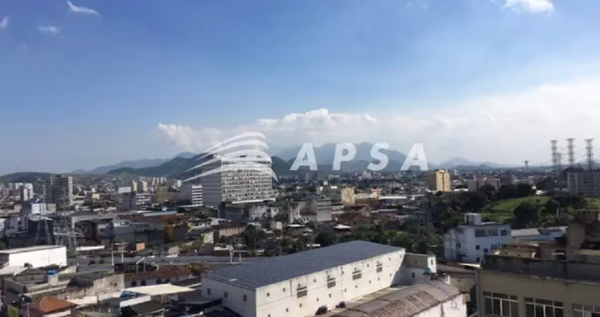 Ótima sala comercial com 32m², banheiro. ótima localização, vasto comércio, próximo a estação de tre
