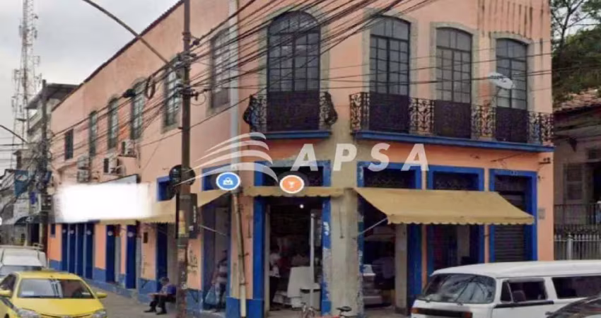 Excelente ponto de são cristóvão com entrada independente, sistema de alarme, 162m², uma sala para a