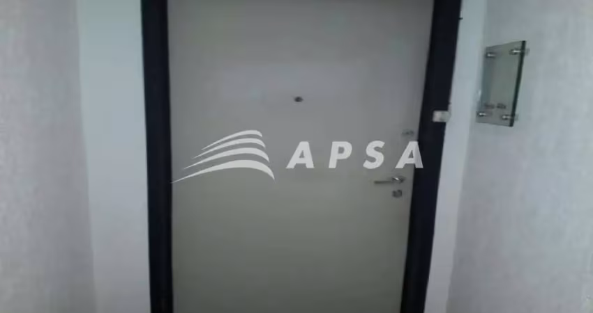 Sala muito bem localizada no centro do rio de janeiro. sala principal, recepção, lavabo. ótima vista