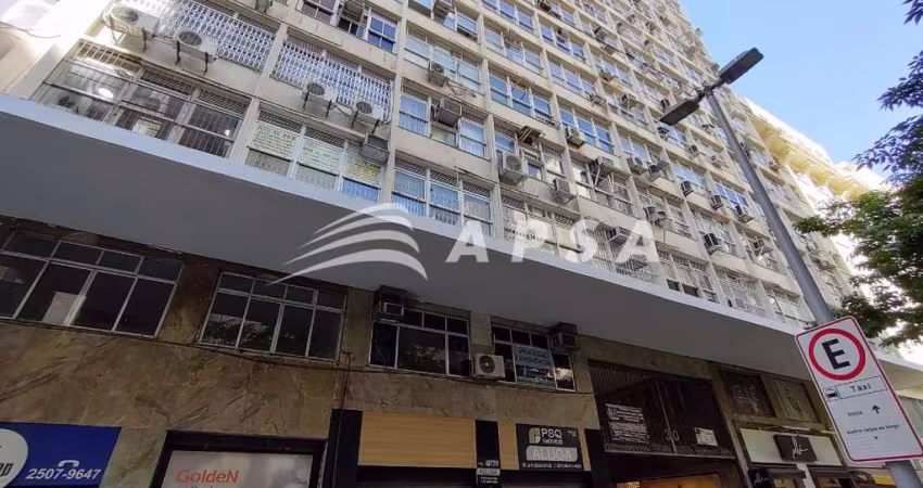 ÓTIMA SALA COMERCIAL, EXCELENTE LOCALIZAÇÃO, 33M2, COMPOSTA DE SALETA, SALA, BANHEIRO SOCIAL, PISO F