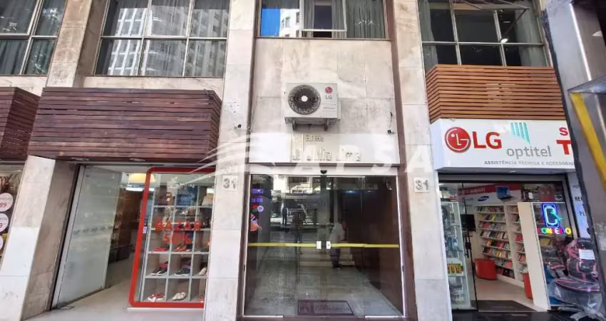 Excelente conjunto de sala comercial localizado no centro do rio, com 50m² no total. composto três a