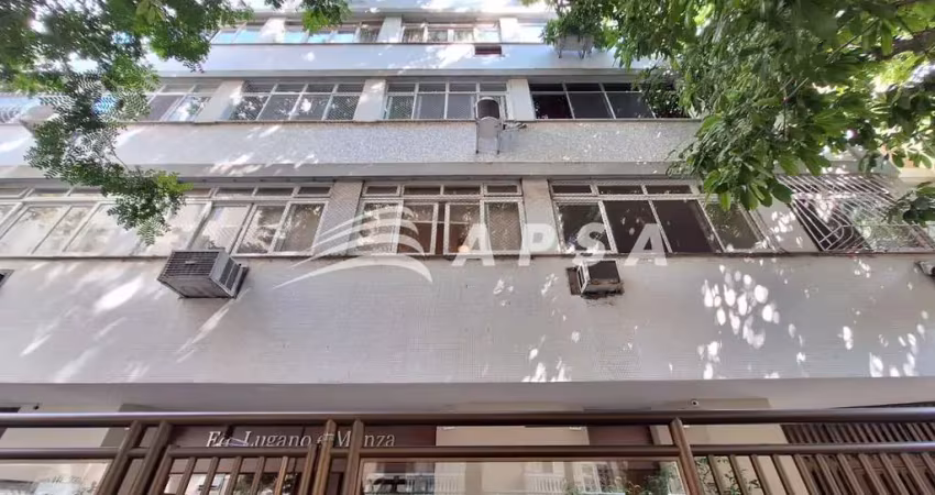 Ótimo conjugado de 23m², sala/quarto, cozinha e banheiro, imóvel próximo ao metrô flamengo, ampla va