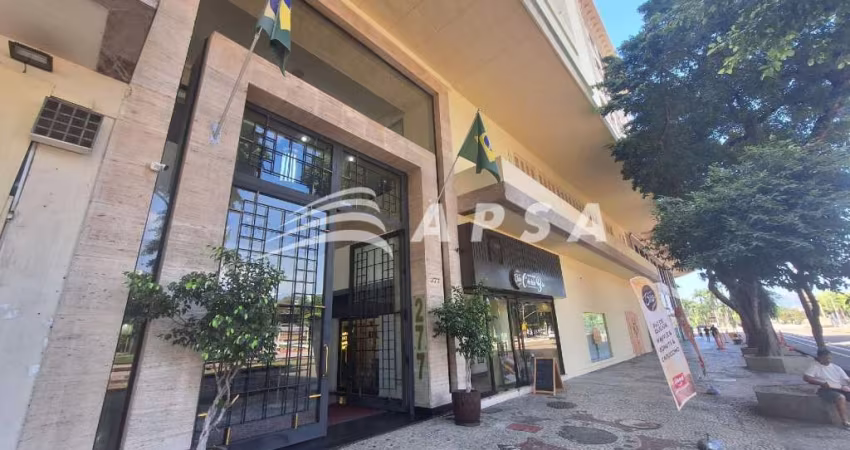 EXCELENTE CONJUNTO DE SALA COMERCIAL NO CENTRO RIO, COM 128M², CINCO AMBIENTES, TRÊS BANHEIROS E UMA