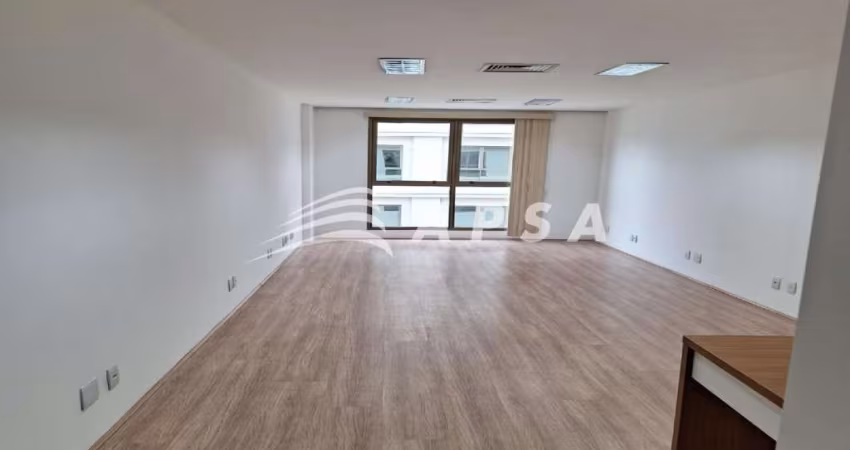 SALA COM 30 M² , CONDOMÍNIO EMPRESARIAL DE ALTO PADRÃO COM TODA INFRAESTRUTURA SEGURANÇA 24 HORAS, R