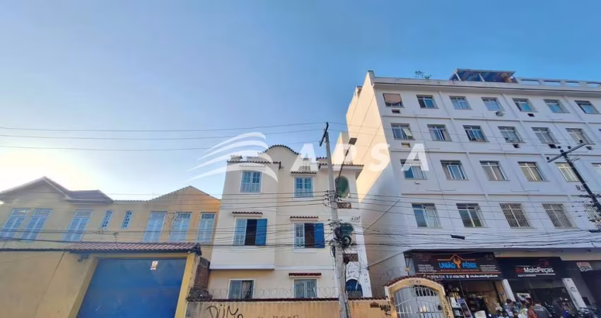 OTIMO APARTAMENTO TERREO, SENDO SALA, VARANDA, 02 QUARTOS, BANHEIRO SOCIAL, COZINHA, AREA DE SERVIÇO