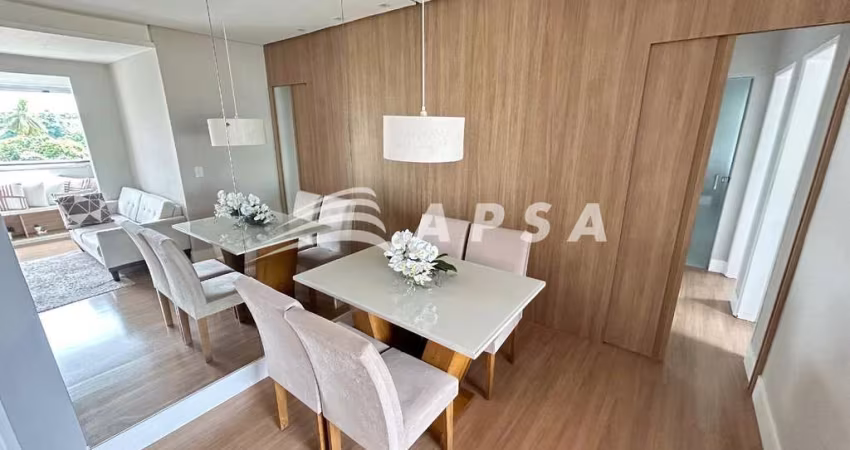 OPORTUNIDADE IMPERDÍVEL!  APARTAMENTO NASCENTE, FINAMENTE MOBILIADO (DECORAÇÃO NÃO INCLUSA), COM 2 Q