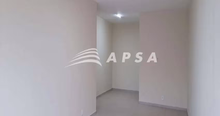Excelente sala comercial localizada na estrada dos bandeirantes- taquara.  com 41m² o espaço também