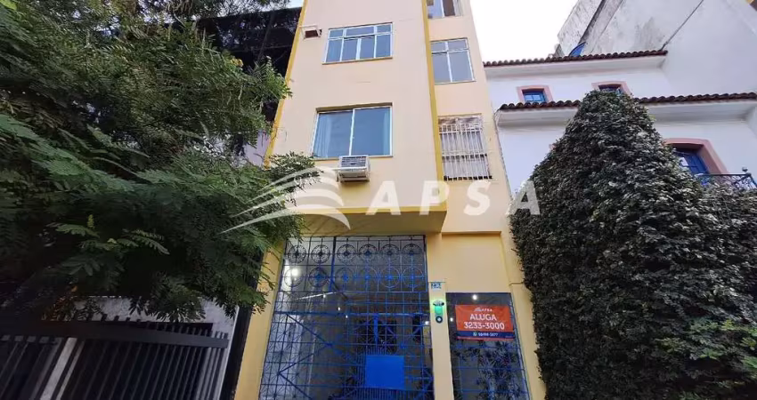Ótimo conjugado, quarto, cozinha e banheiro, cerca de 38 m², alugando seu imóvel com a apsa, você ga