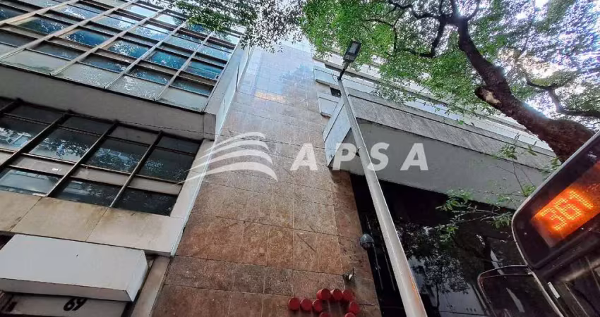 Andar comercial com 296 m², recepção, 03 banheiros, lavabo, 09 salas, vista deslumbrante e livre. ex