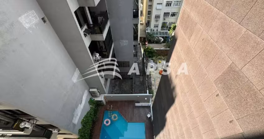 Localizado na charmosa rua raul pompeia, este lindo apartamento de 80m² é um convite ao bem-viver no