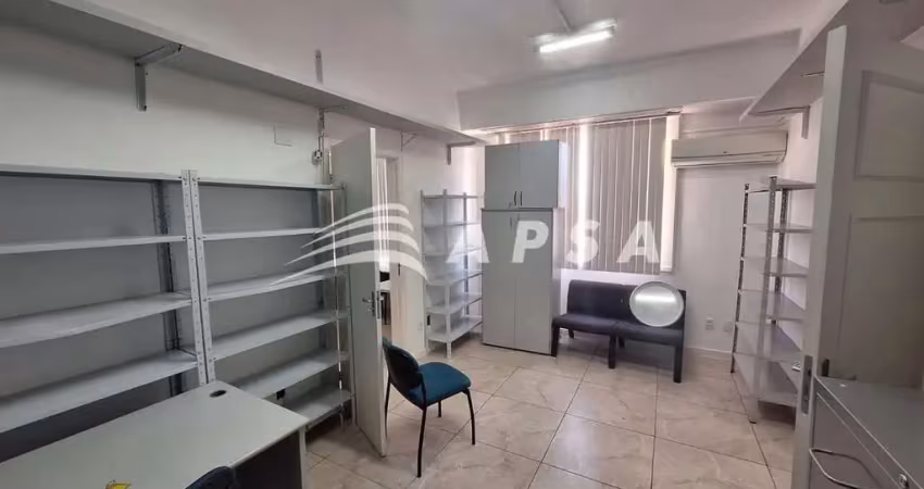 Excelente sala comercial de 61m², localizada no coração do centro do rio de janeiro. este espaço já