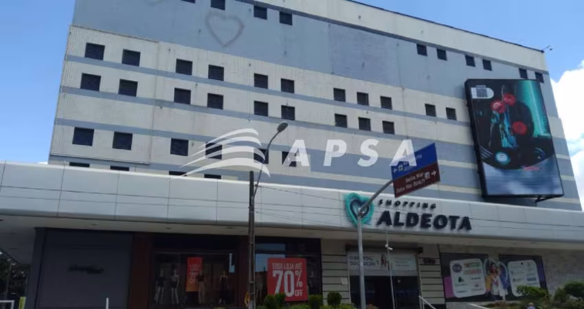 ÓTIMA SALA COMERCIAL NO SHOPPING ALDEOTA. SEMI MOBILIADA. COM RECEPÇÃO, BANHEIRO E SALA PRINCIPAL. A