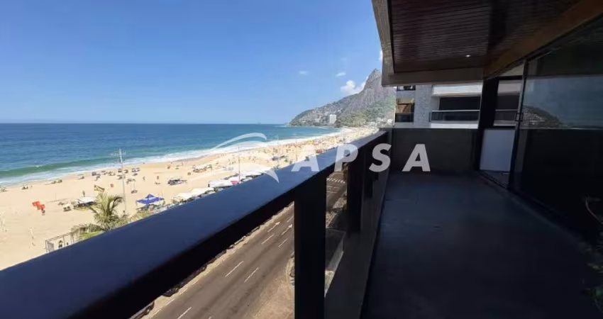 LEBLON - DELFIM MOREIRA - EXUBERANTE APARTAMENTO COM 260M² COMPOSTO DE; AMPLA SALA EM TÁBUA CORRIDA,