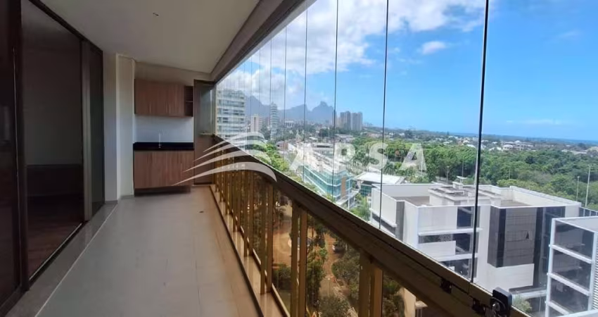BELÍSSIMO APARTAMENTO DE 04 QUARTOS, PRIMEIRA LOCAÇÃO, NO CONDOMÍNIO ROYAL BLUE - BARRA DA TIJUCA. C
