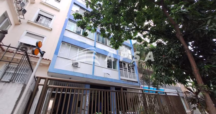 ÓTIMO APARTAMENTO, 90 M2, DE FUNDOS, SOL MANHÃ, COMPOSTO POR 02 SALAS, 02 QUARTOS COM ARMÁRIOS, BANH