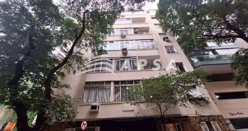 ÓTIMA OPORTUNIDADE ! RUA MACHADO DE ASSIS EM FRENTE AO HORTIFRUTI, APTO SALA E QUARTO C/ ARMÁRIO EMB