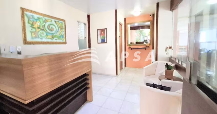 MARAVILHOSO APARTAMENTO ESPAÇOSO COM 120 M² CHEIO DE MOVEIS EMBUTIDOS, AR CONDICIONADO SPLIT EM LOCA