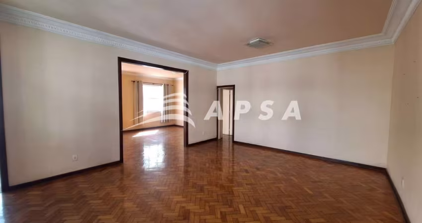 APARTAMENTO AMPLO E ELEGANTE EM COPACABANA – 204M² NA RUA SANTA CLARA! LINDO APARTAMENTO COM 204M²,