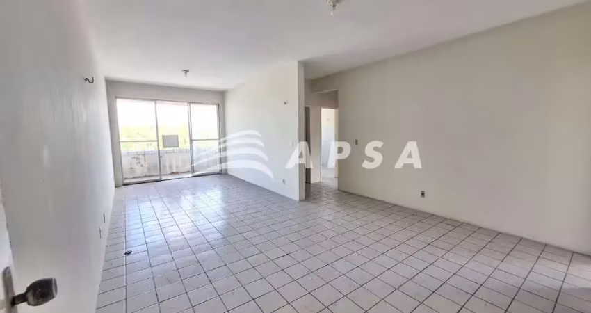 Apartamento no presidente kennedy com 3 quartos, sala de estar ampla, sala de jantar, varanda ventil