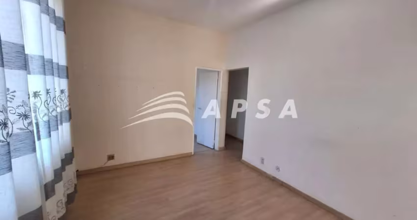 Excelente 3 quartos na rua dias da cruz no meier   venha conhecer e se encantar com esse belo aparta