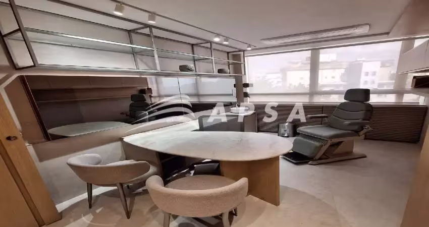Excelente sala iluminada de aproximadamente 11,33 m² com ótima localização no st. agostinho. próximo