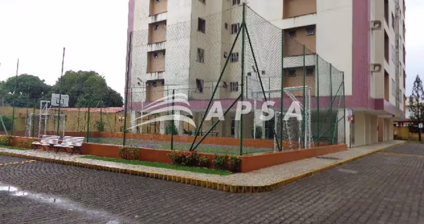 Apartamento com 03 quartos, 01 suite, depêndencia completa , prédio com payground, quadra de esporte