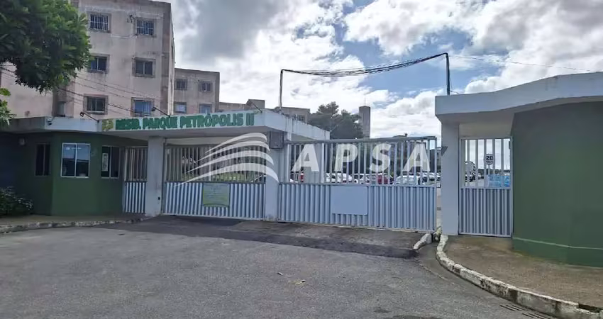 Ótimo apartamento na parte alta, próximo ao antigo makro, nascente, bem ventilado, sala, 02 quartos,