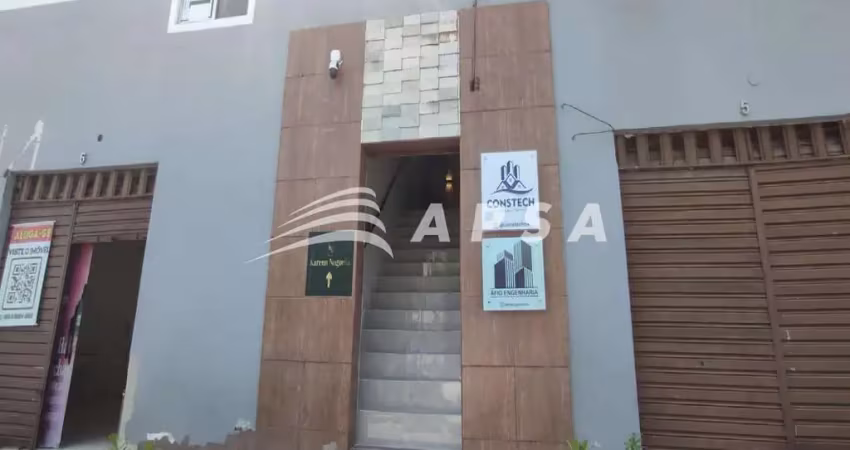 Loja comercial muito bem estruturada, sem nenhum tipo de obra para fazer. sala no 1º piso com banhei
