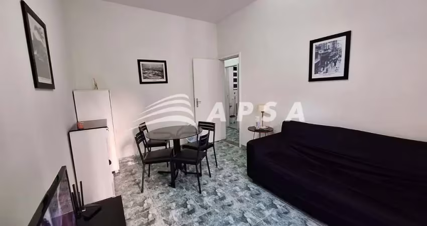 Para quem busca praticidade e conforto no coração da cidade, este apartamento no centro é a escolha