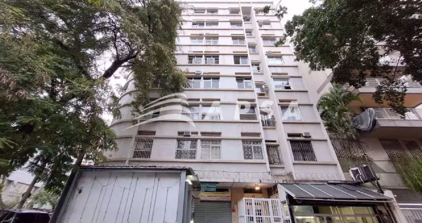 Ótimo apartamento em botafogo. localização privilegiada! a poucos minutos do metrô de botafogo, em r