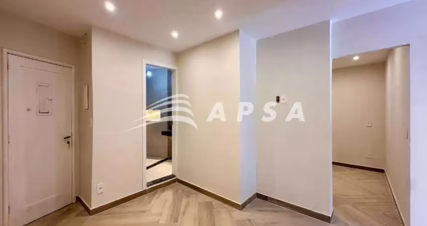 Localizado na glória, este apartamento no edifício paris, em frente a praça paris, oferece uma excel