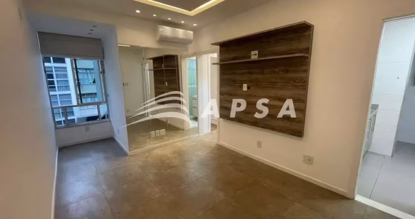 Excelente apartamento reformado, com 61m² bem distribuídos. imóvel composto por sala aconchegante, d